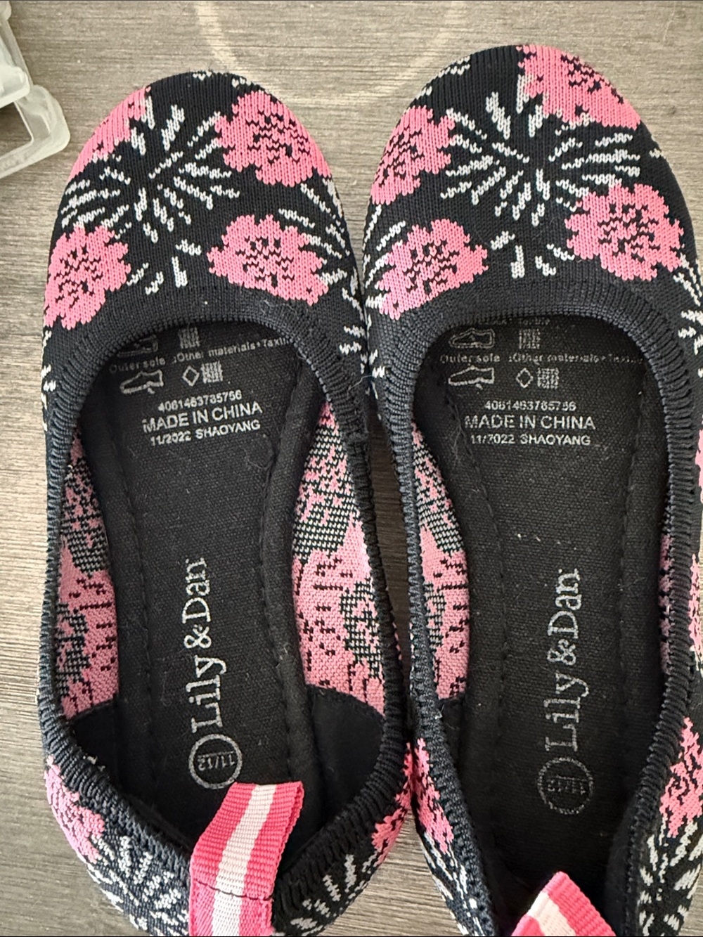 Lily & Dan Black Knit Ballet Flats with Pink Floral Pattern